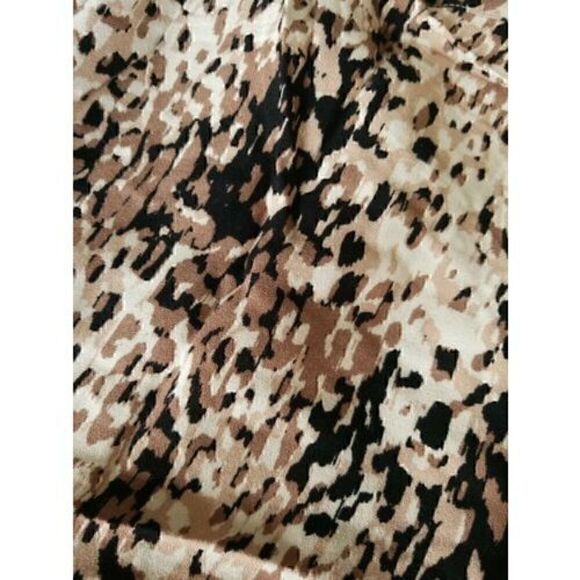 Women's Versa Animal Print Top Size Small - Picture 7 of 8